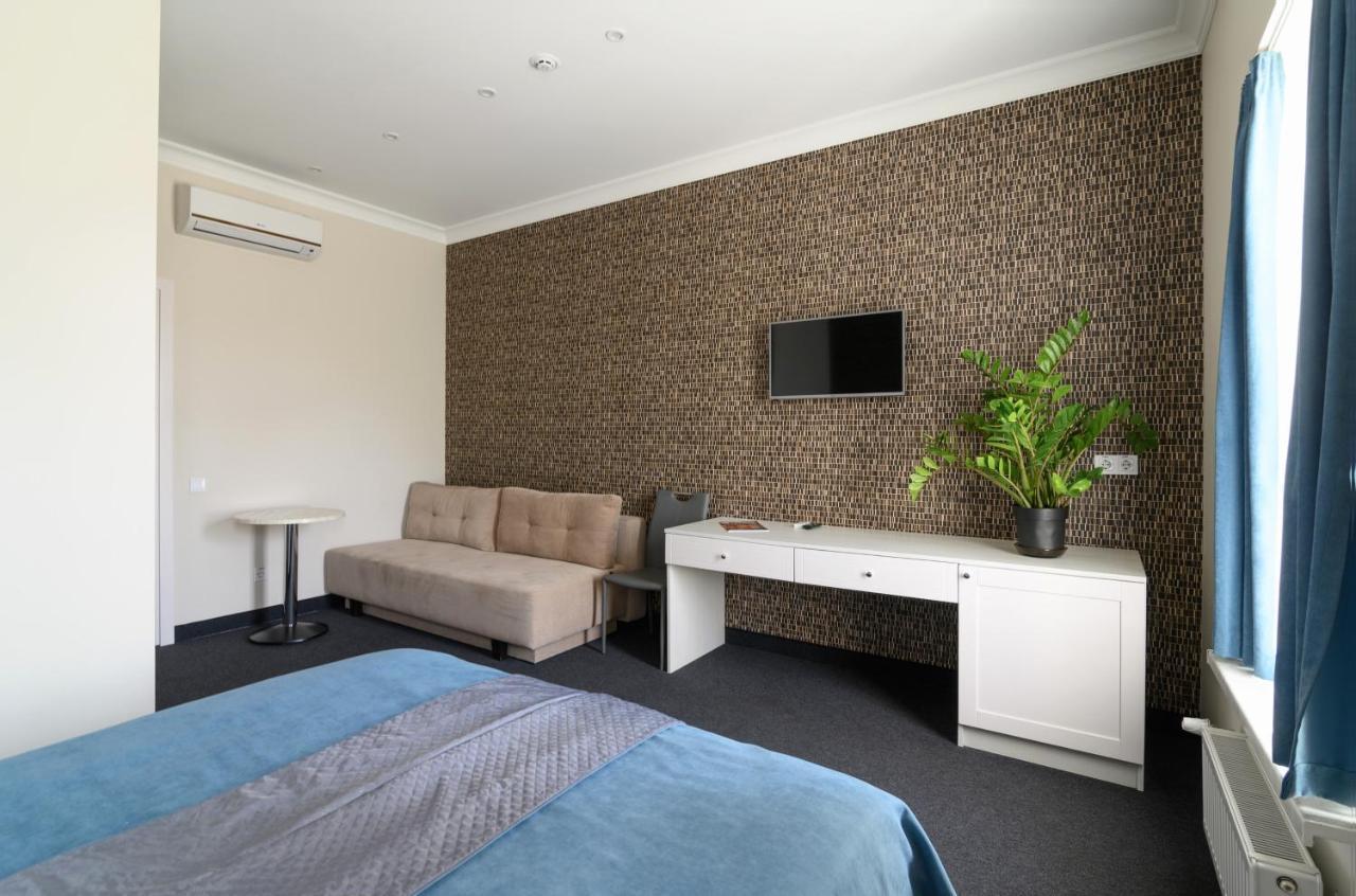 Voyage 3* Odessa